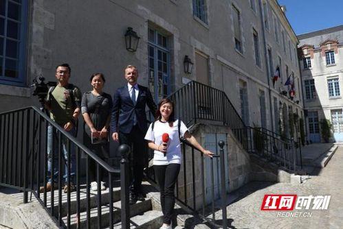 成县吃瓜网红事件始末视频,一场网络舆论的风暴与反思 第3张 成县吃瓜网红事件始末视频,一场网络舆论的风暴与反思 第3张